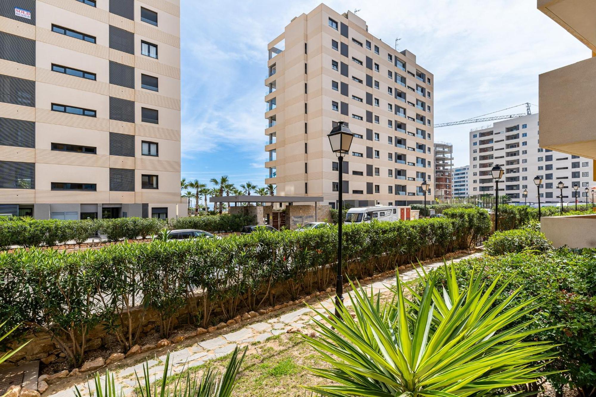 Tornado Apartamento Sunrise 托雷维耶哈 外观 照片